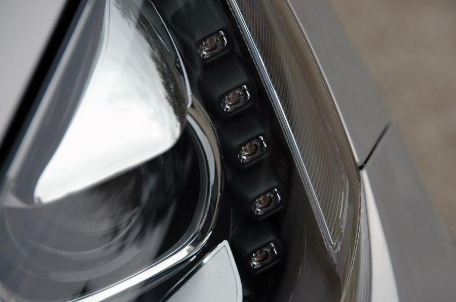  Volkswagen Touareg 2010 года  (фото 137 из 139)